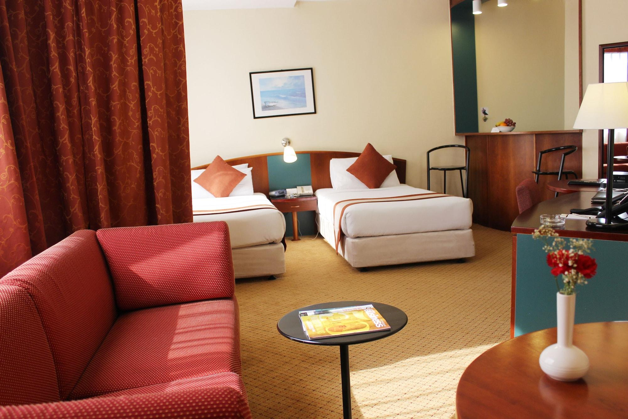 Al Diar Dana Hotel Abu Dhabi Exterior photo