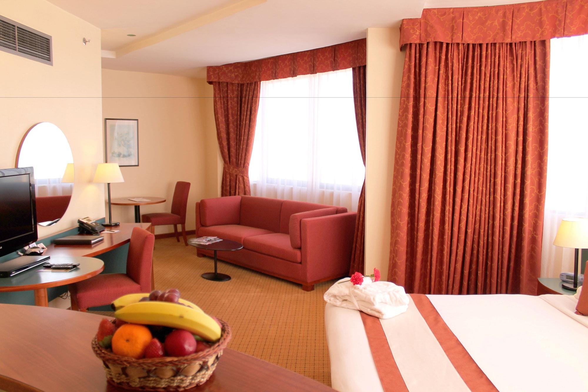 Al Diar Dana Hotel Abu Dhabi Exterior photo