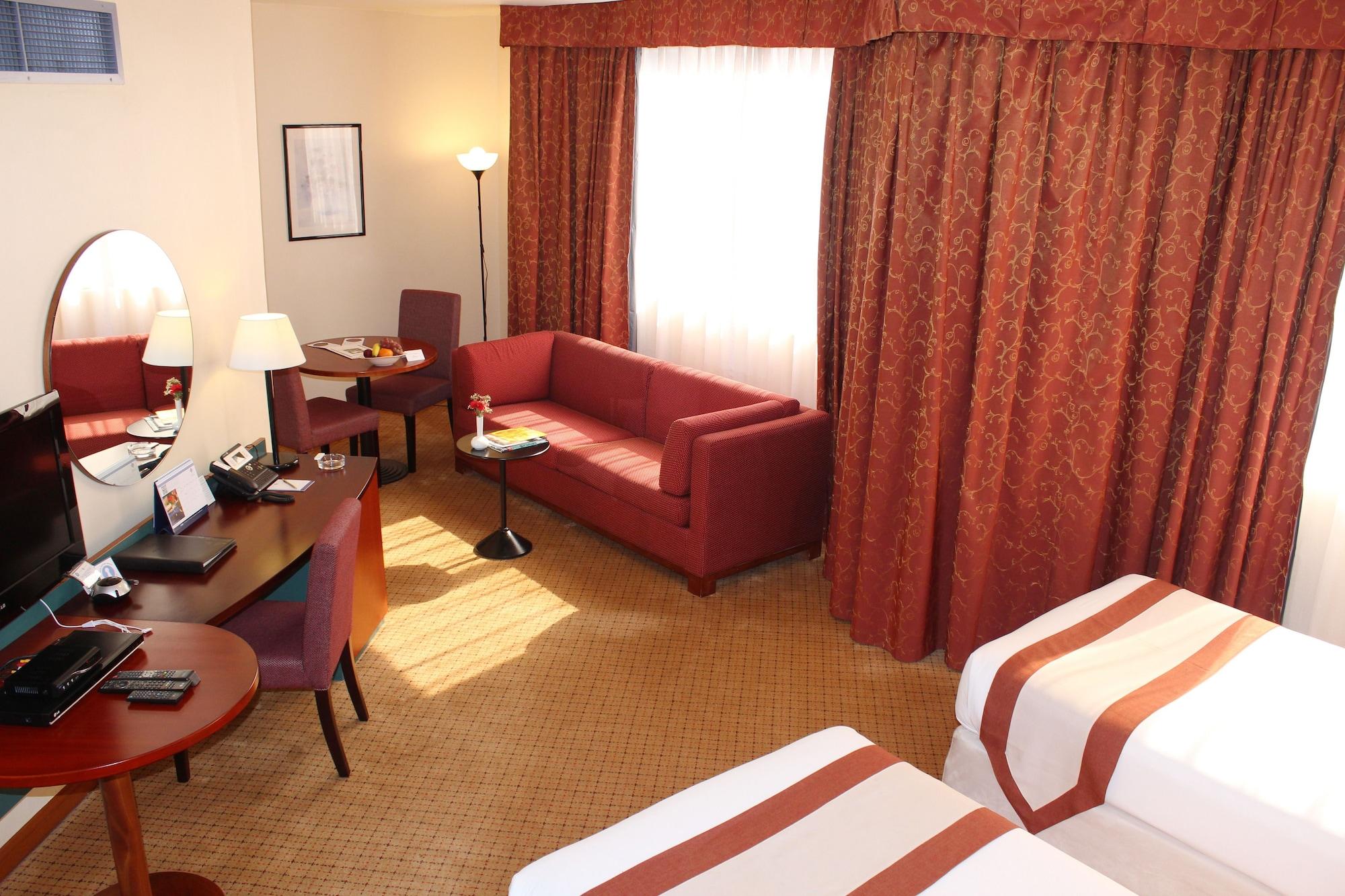 Al Diar Dana Hotel Abu Dhabi Exterior photo
